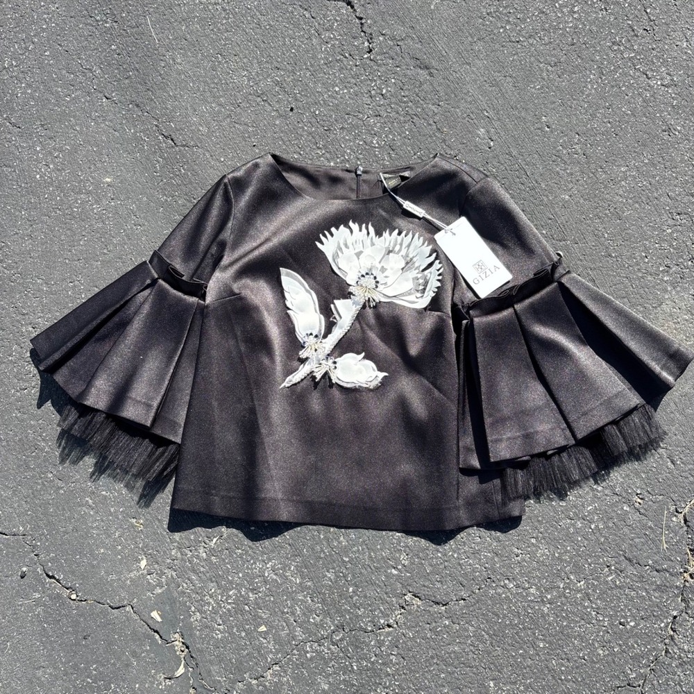 Gizia Black Floral Embellished Bell Sleeve Blouse Top NWT‎ Size 36 US 4